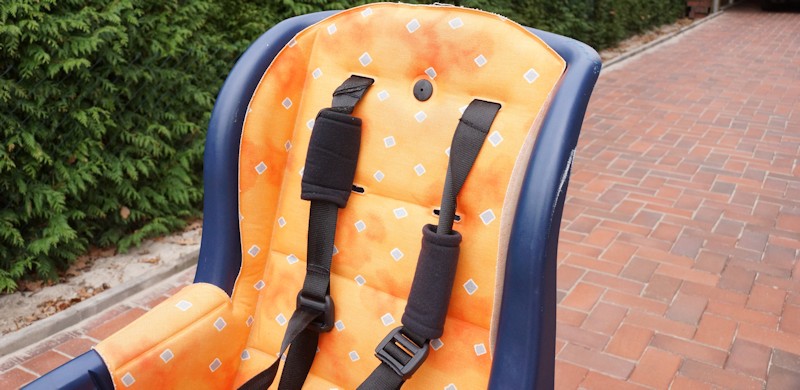 Kinderfahrradsitz Sicherheitsgurte im Römer Fahrrad Kindersitz für hinten Kinderfahrradsitz Sicherheitsgurte im Römer Fahrrad Kindersitz für hinten